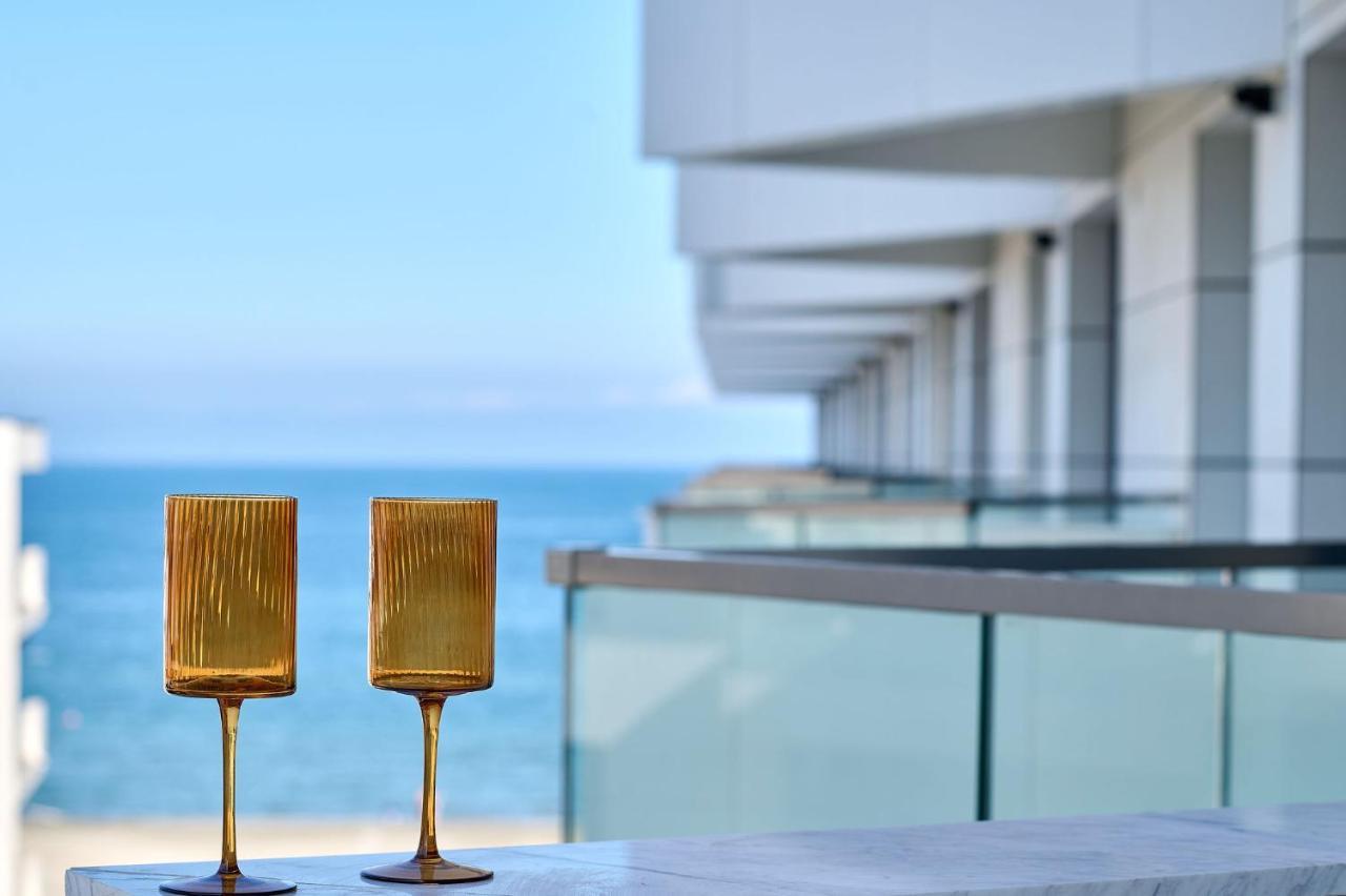 Retro Apartment In Infinity Beach Resort Mamaia Eksteriør billede